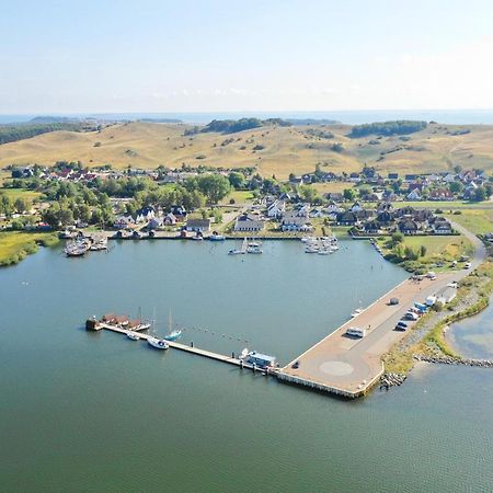 Wassernahes Ferienhaus Mit Meerblick Und Schwimmbadnutzung In Sellin - Ferienhaus Rohrweihe Гагер Экстерьер фото