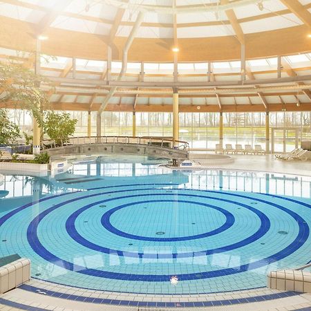Wassernahes Ferienhaus Mit Meerblick Und Schwimmbadnutzung In Sellin - Ferienhaus Rohrweihe Гагер Экстерьер фото