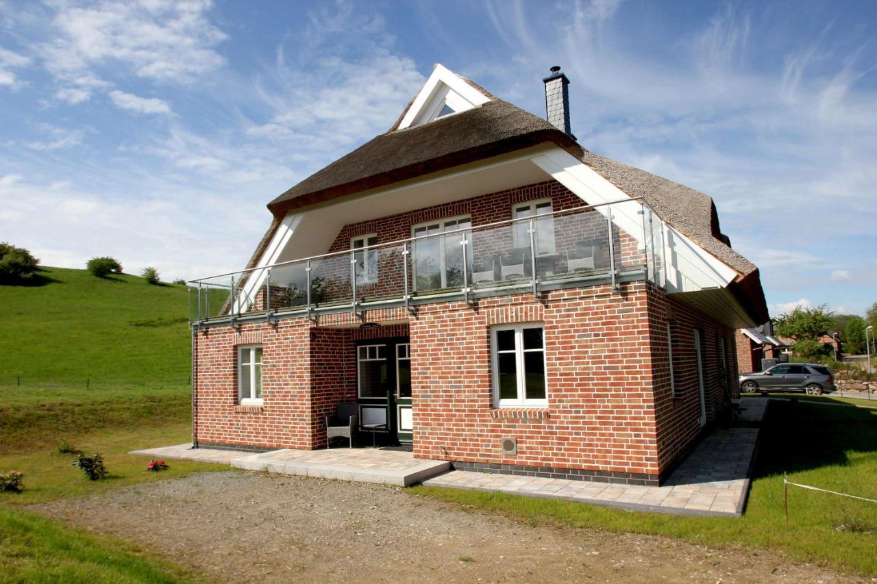 Wassernahes Ferienhaus Mit Meerblick Und Schwimmbadnutzung In Sellin - Ferienhaus Rohrweihe Гагер Экстерьер фото